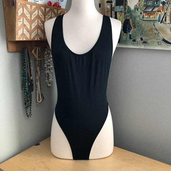Retro Dixperfect Black French Cut One Piece Swimsuit - Picture 3 of 12
